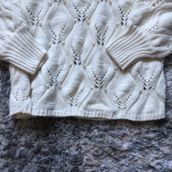 Sweater - Picture 4 of 5